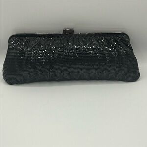 Whiting & Davis Clutch